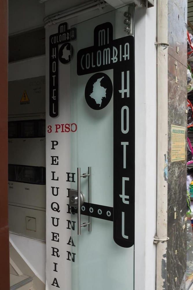Ayenda 1254 Mi Colombia Hotel เมเดยิน ภายนอก รูปภาพ
