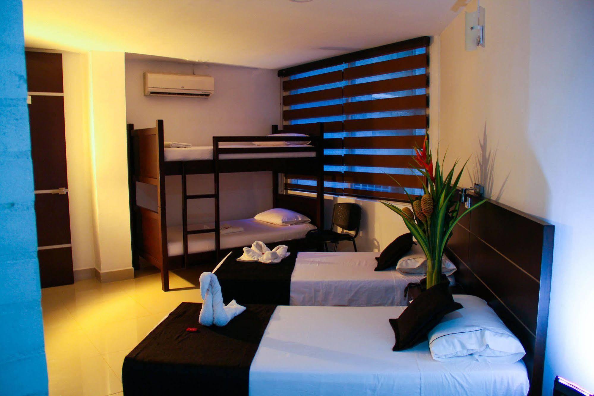 Ayenda 1254 Mi Colombia Hotel เมเดยิน ภายนอก รูปภาพ
